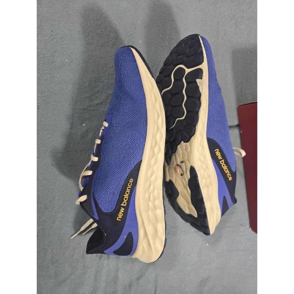 New Balance Arishi v4 Fresh Foam Wide Width Size 14 Marine Blue Hot Marigold